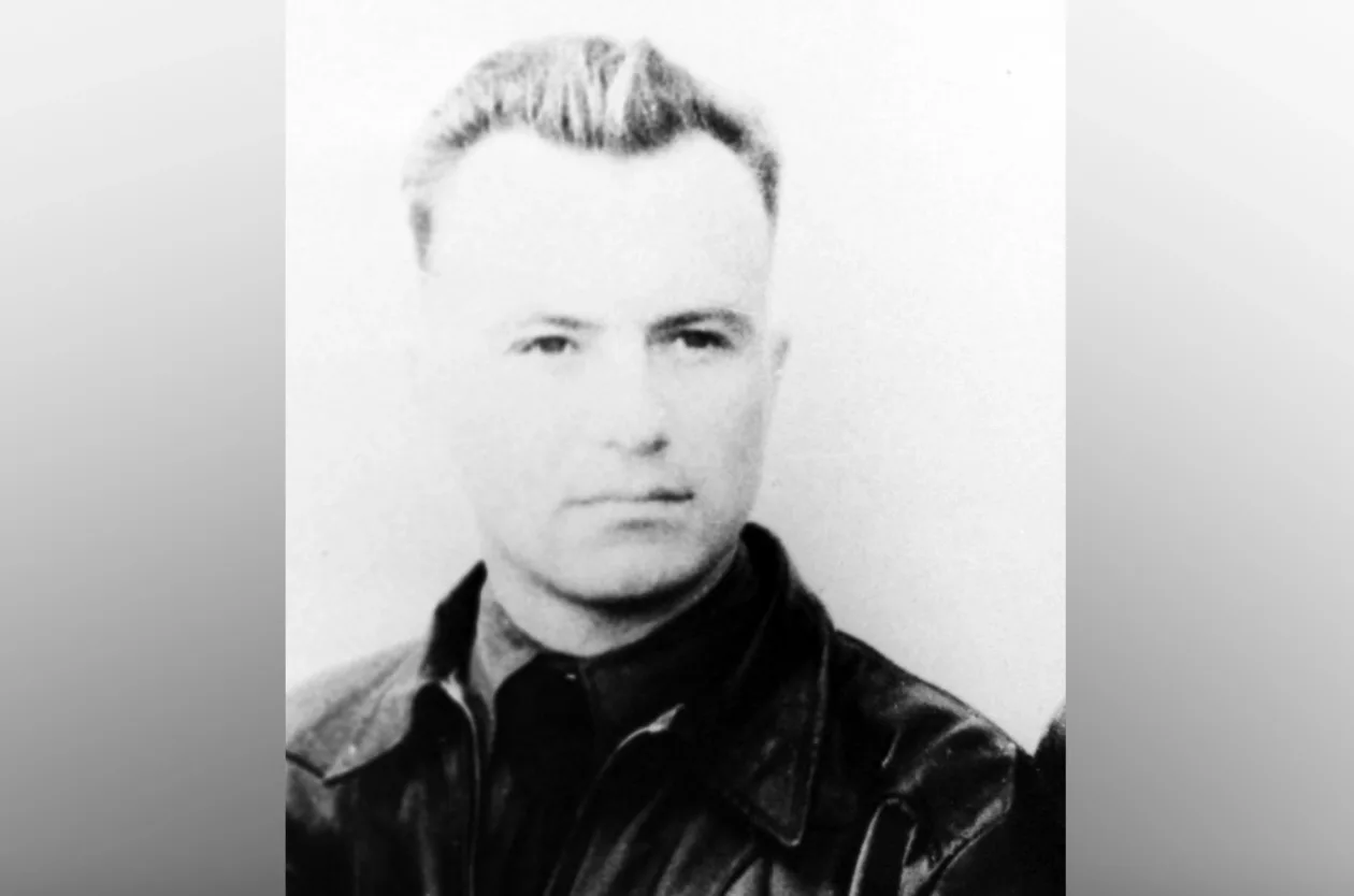 Многокрылый Серафим

75 лет назад во время Корейской войны гвардии капитан Серафим Субботин на истре