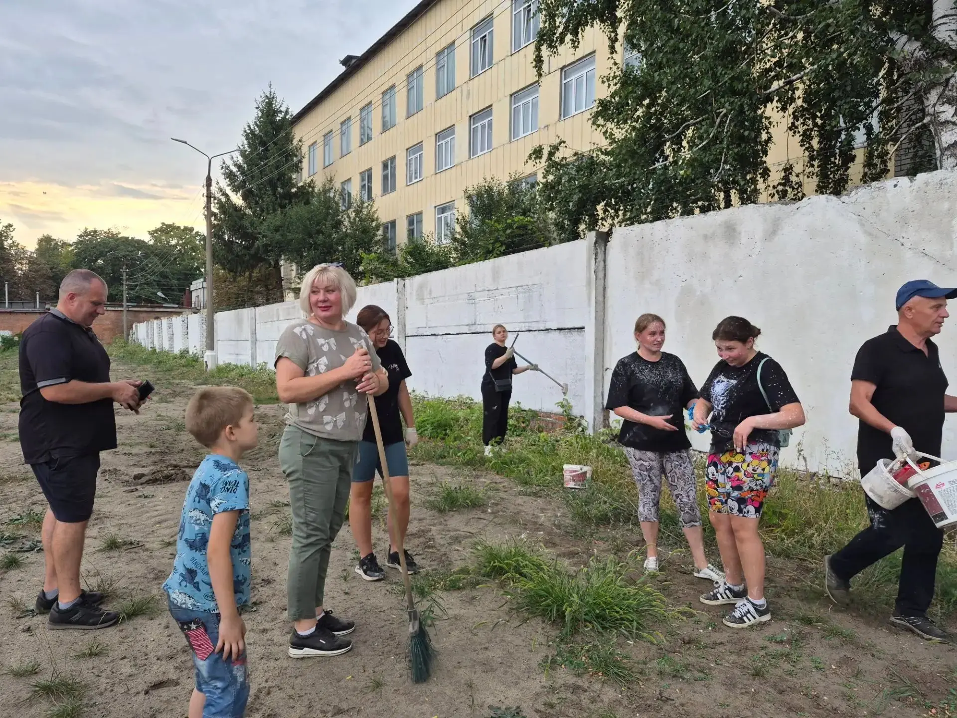 ♻️🧹🪣В нашей школе  зародилась замечательная традиция.