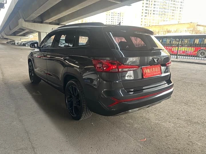 🇨🇳🚨К приобретению из Китая доступна Jetta VS7 🚘VS7 — это кроссовер максимально приближенный к автомо