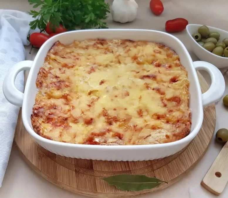 ЗАПЕКАНКА ИЗ КАБАЧКОВ С ПОМИДОРАМИ И СЫРОМ