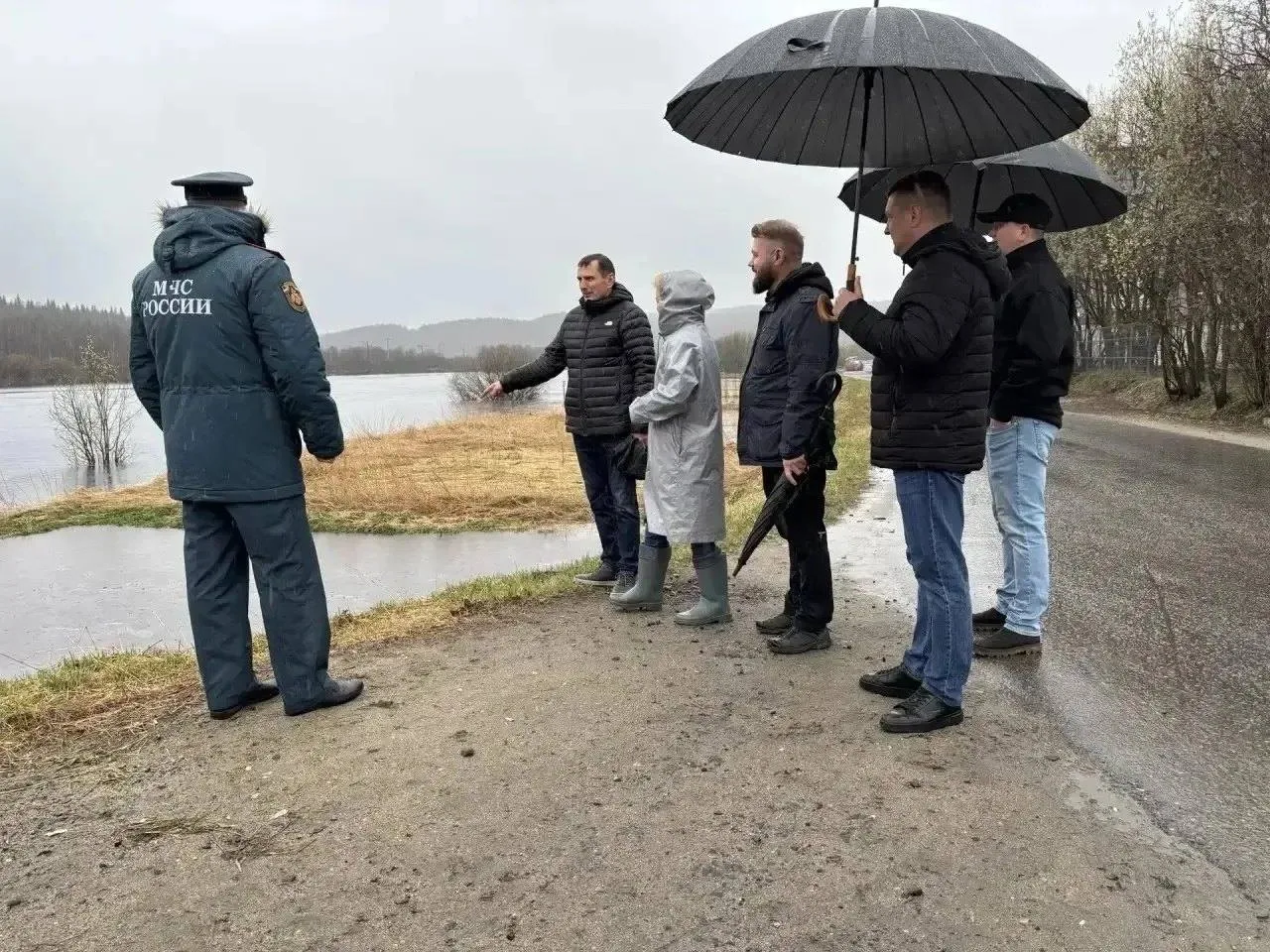 В реке Кола наблюдается интенсивный подъём уровня воды, что может привести к подтоплению приусадебны