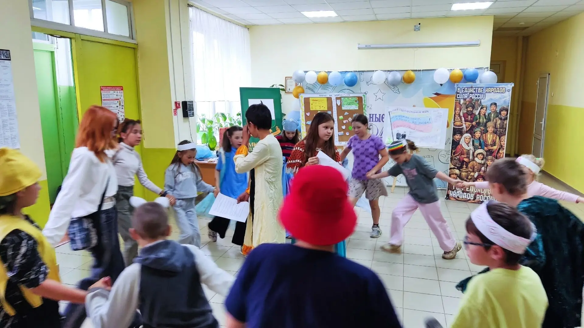 🌿✨ День 14 в нашем лагере был посвящён удивительному путешествию «В гости к малочисленным народам Р