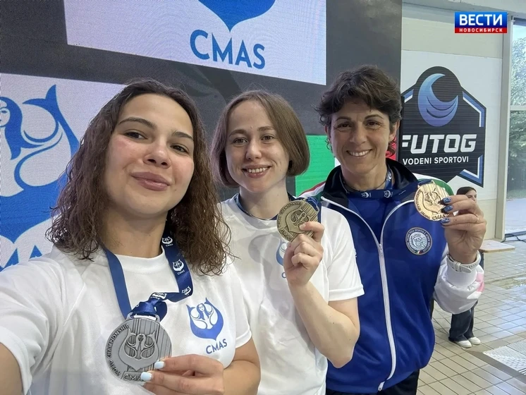 🏆 Мировой рекорд 

Воспитанница новосибирского Центра водных видов спорта Лидия Стадник триумфально