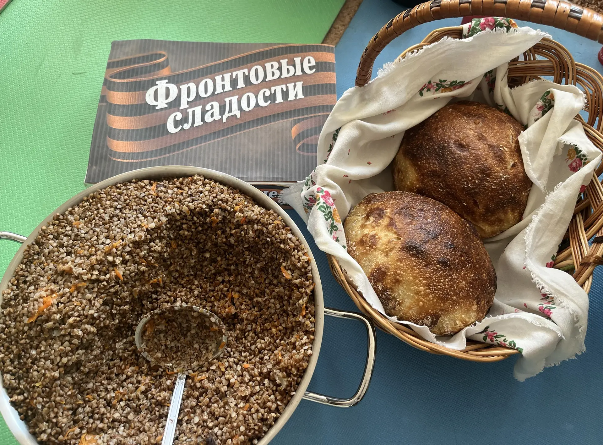 🥣🎖Тот самый вкус Победы!

Сегодня в нашей школе особенный день — мы пробовали легендарную «солдатс