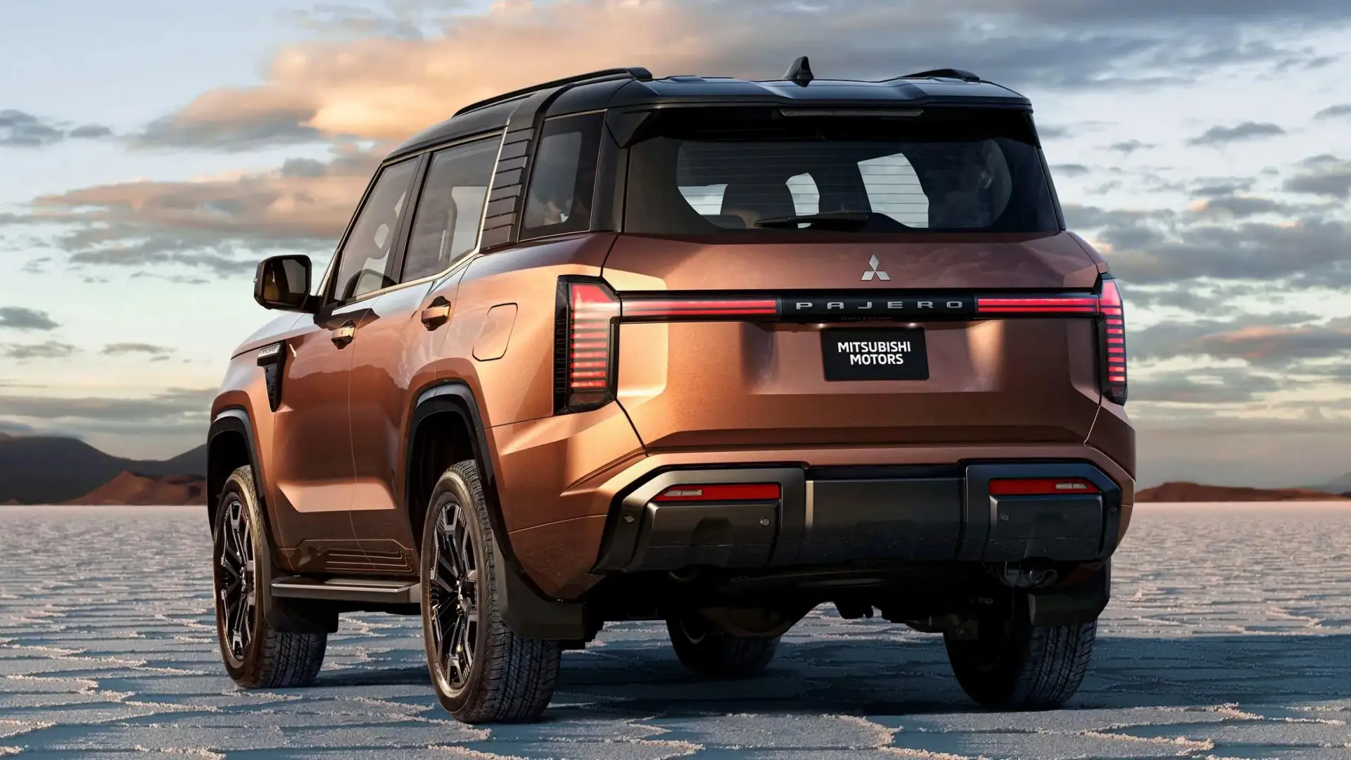 Мыла мама раму: новый Mitsubishi Pajero вернулся настоящим внедорожником