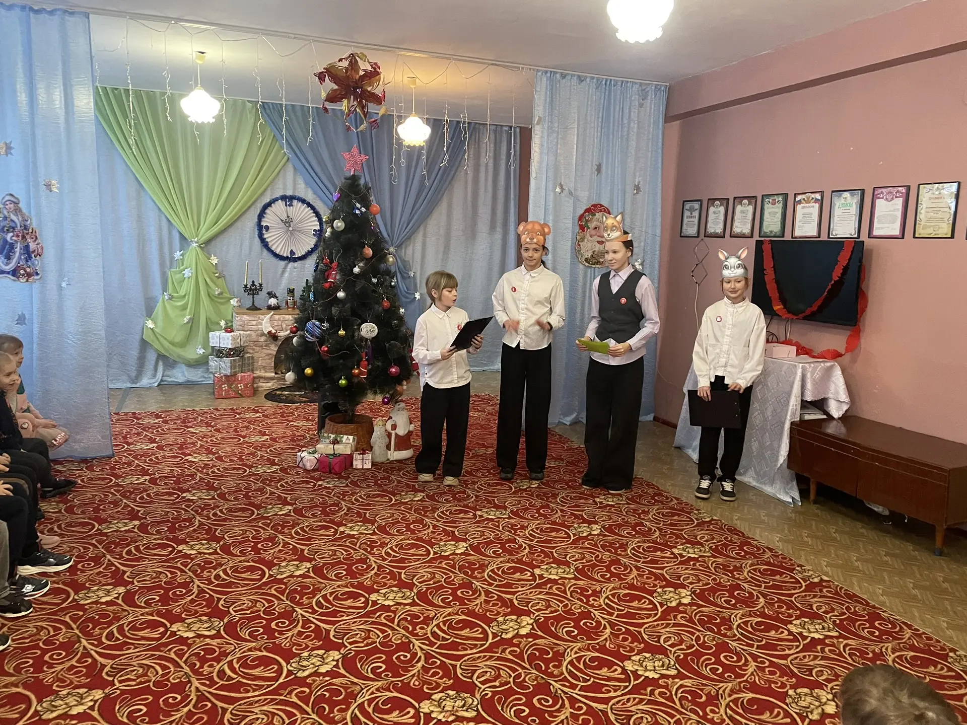 Обучающиеся МОУ «Темповская СОШ»приняли участие в акции «Российский Дед Мороз»🎅 
Ребята поздравили 