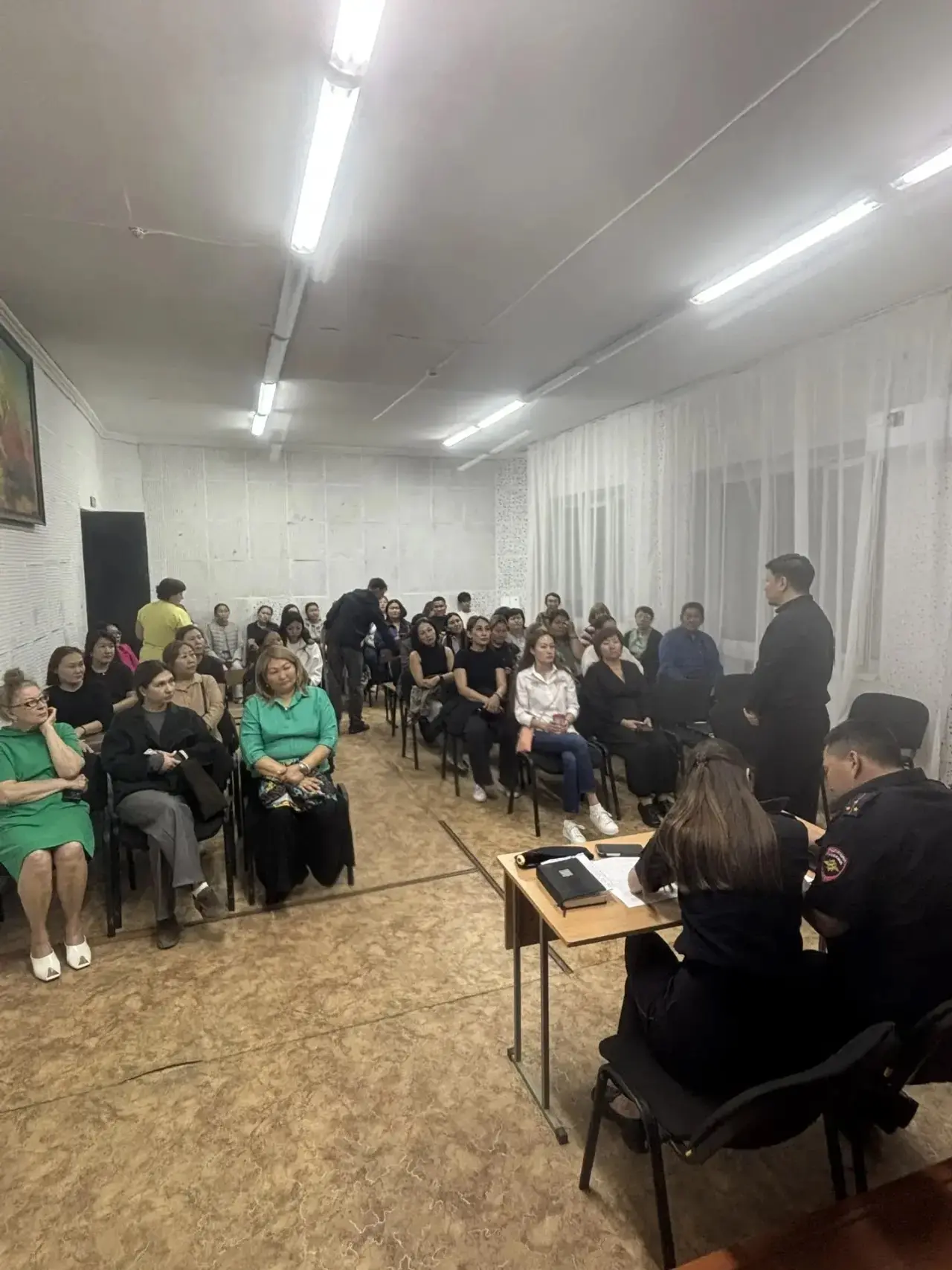 Общее родительское собрание в Школе Колледжа искусств.