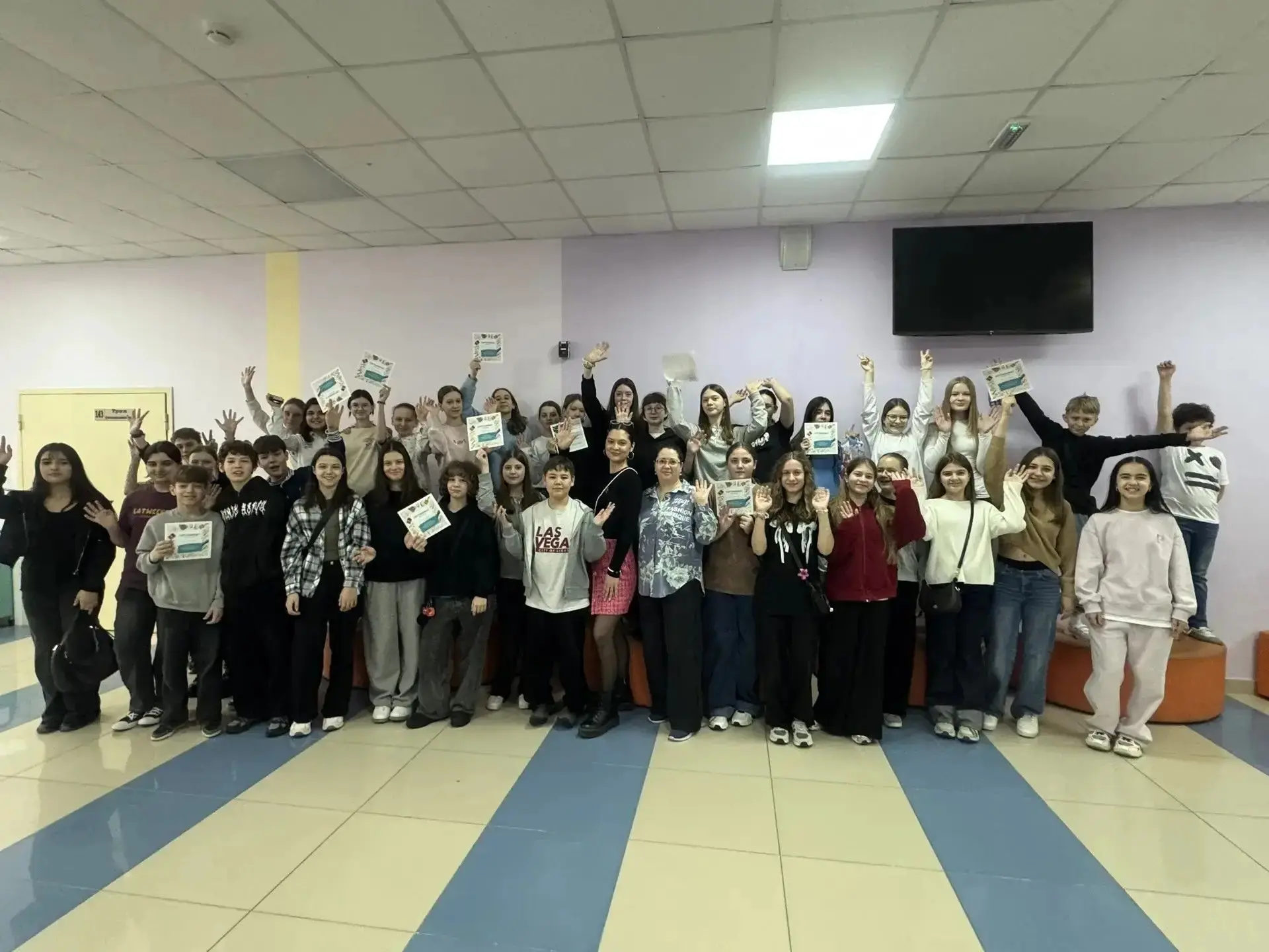🎨 Мелодии творчества и поиска: в МБОУ СШ №31 ярко завершилась Декада искусства и технологии! Сегодня
