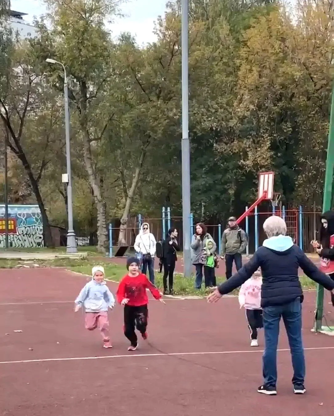 😀 А ведь ГТО сдают не только школьники!