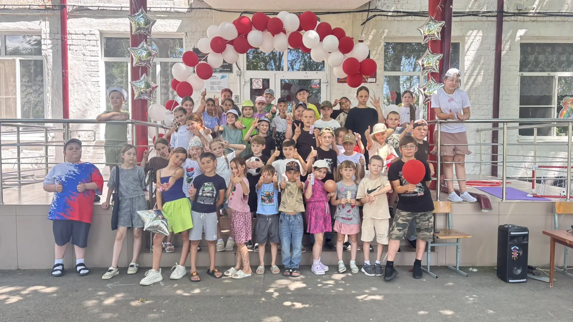 🌈 Сегодня наш пришкольный лагерь «Радуга» открыл свои двери для ребят! 🎉 Мы рады прив...