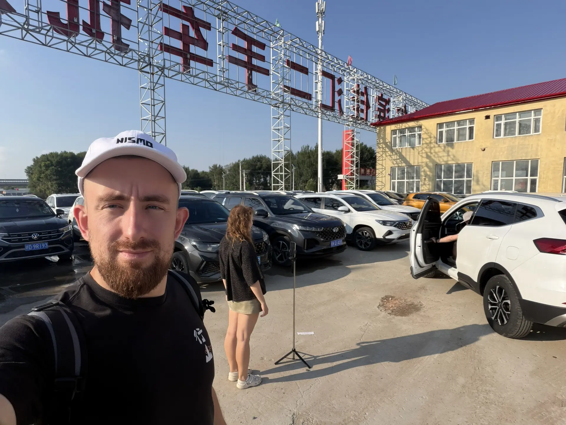 СММ-щик заставляет работать