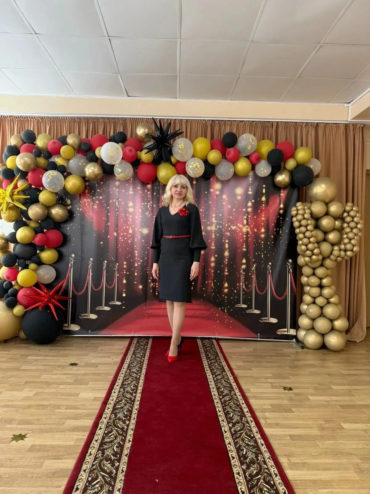 🎉 Рубрика "День рождения в ДОУ". 

🎈Поздравляем с днём рождения нашу дорогую заведующую — Шарипа Н