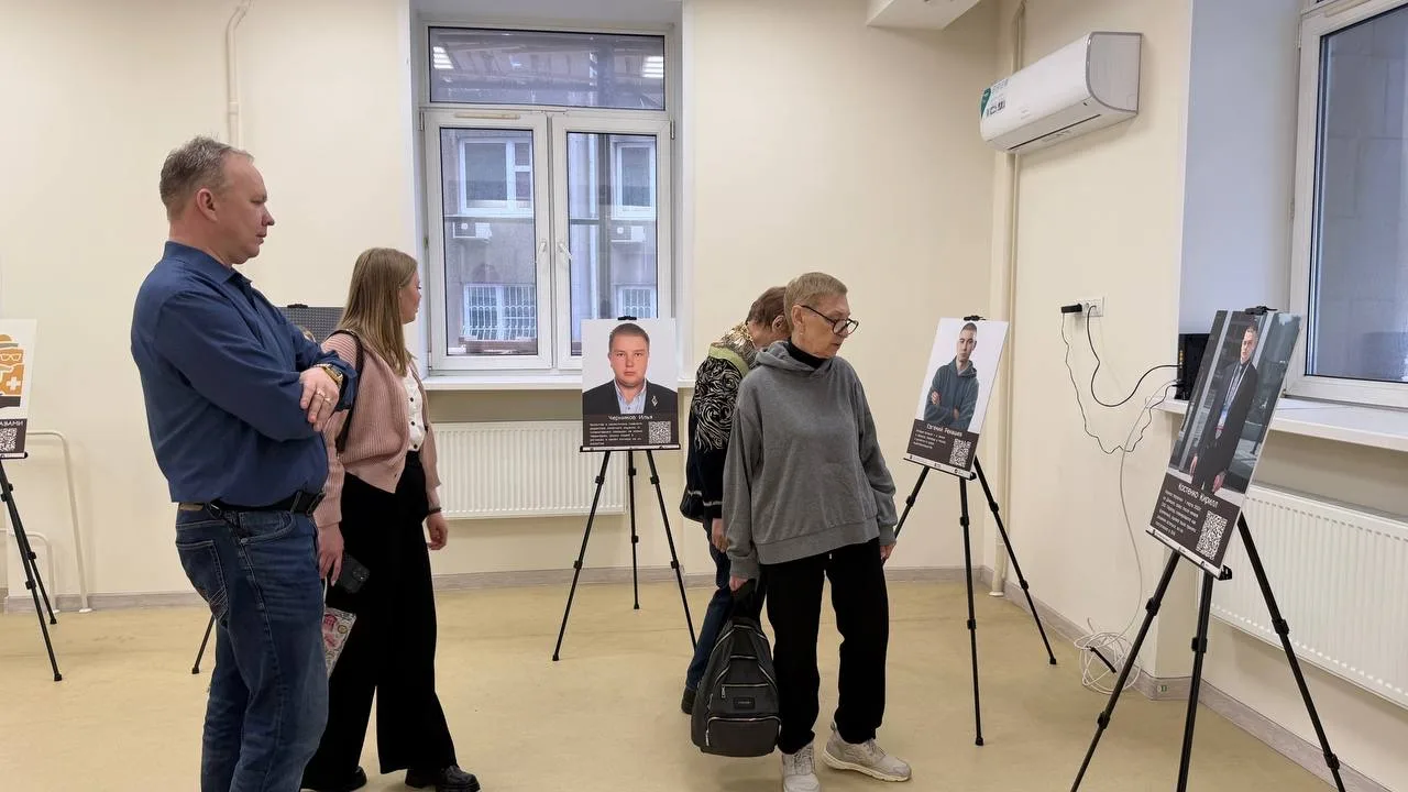 Выставка «Своими глазами» открылась в «Мастерской идей»  📸 В досуговом центре «Мастерская идей» (про