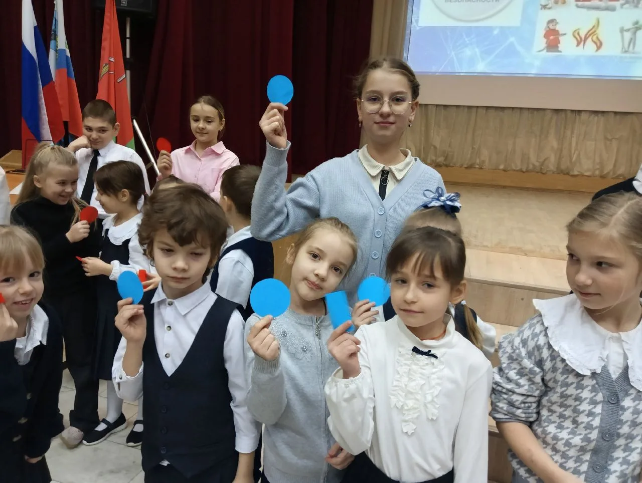 ✨Натавничество. Дети детям: Здесь начинается успех! ✨  Уходящая неделя для первоклассников прошла по