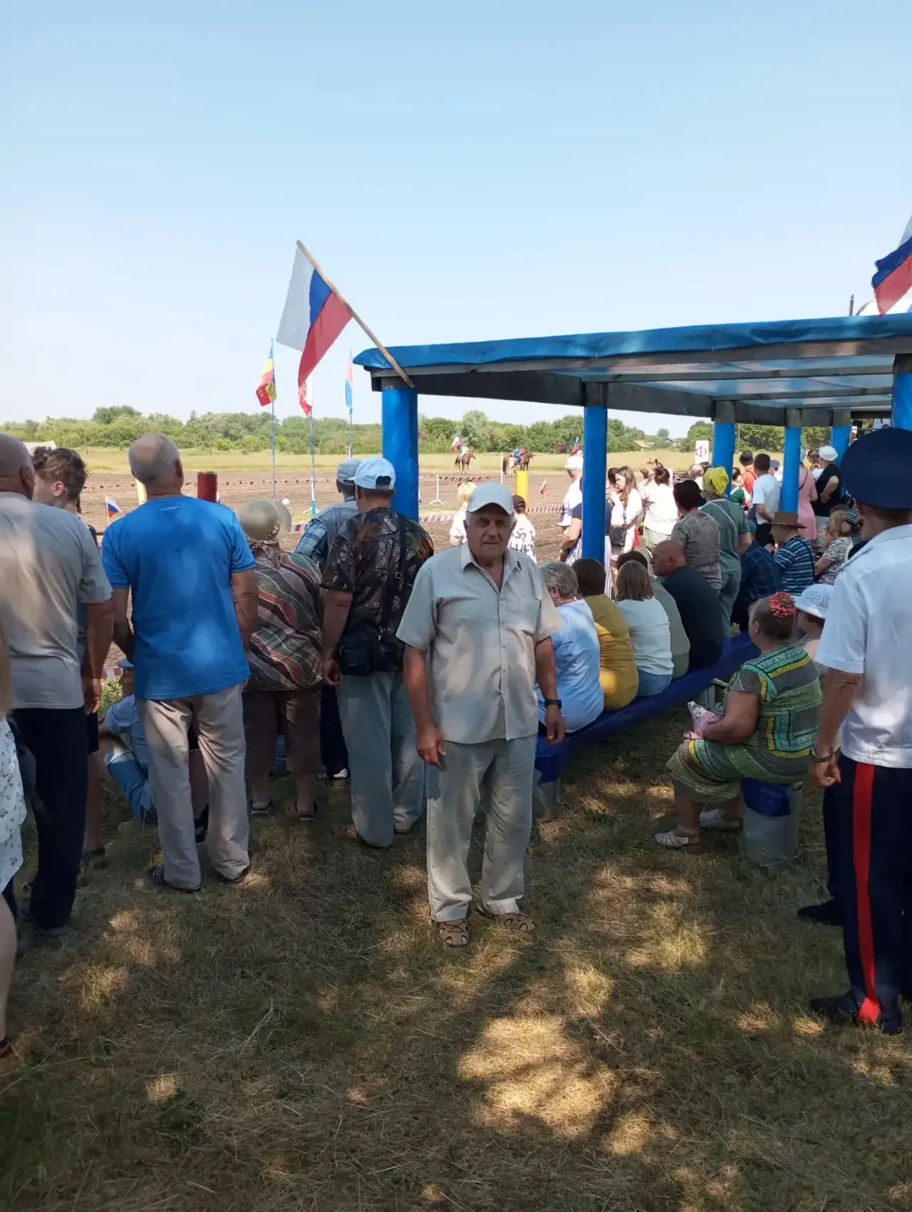 🐴🎉 Ветеринарный врач Зинченко С. Н. принял участие в конно-спортивном празднике в честь Дня России
