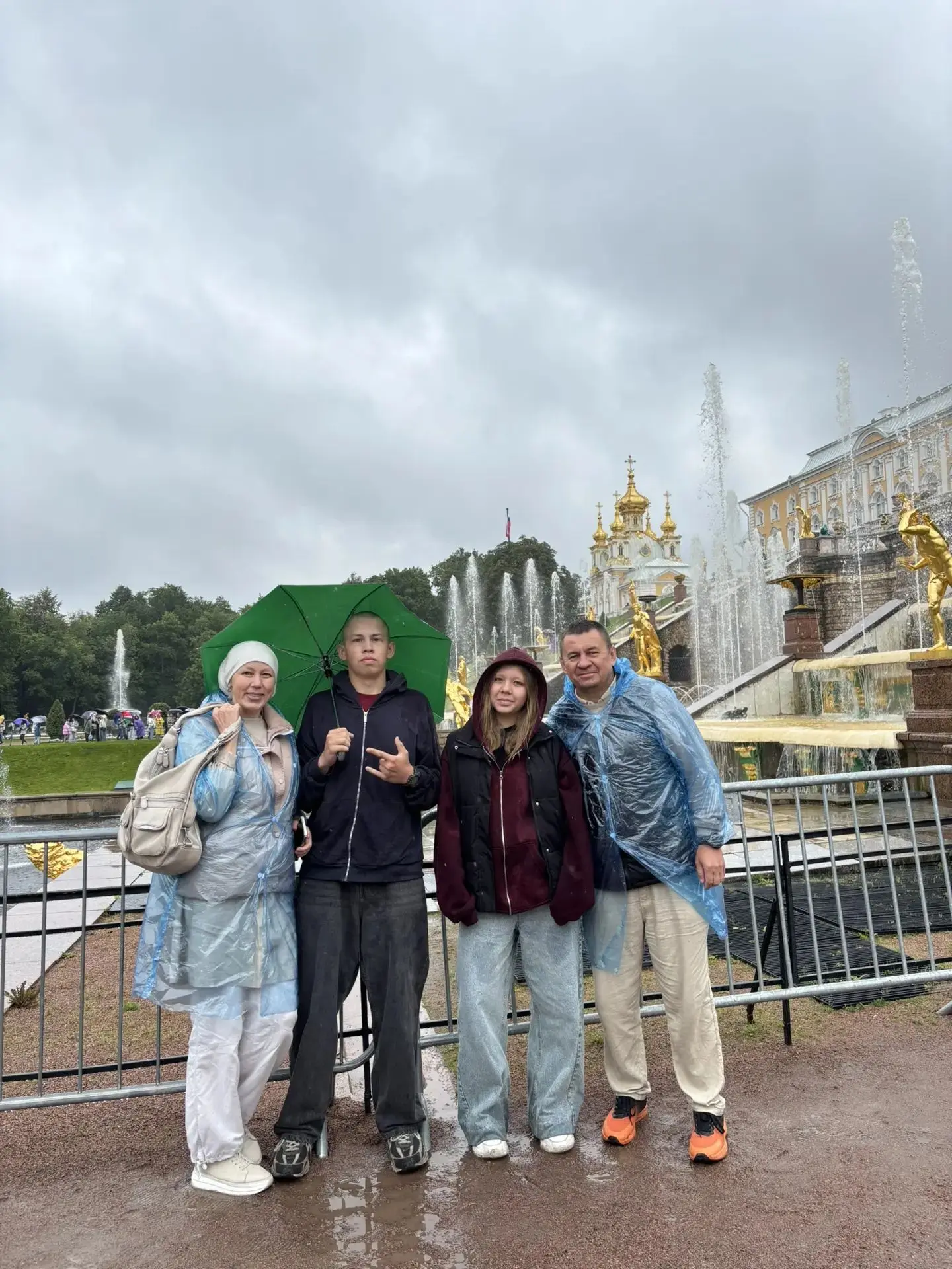 Петергоф - столица фонтанов на берегу Финского залива 🌊