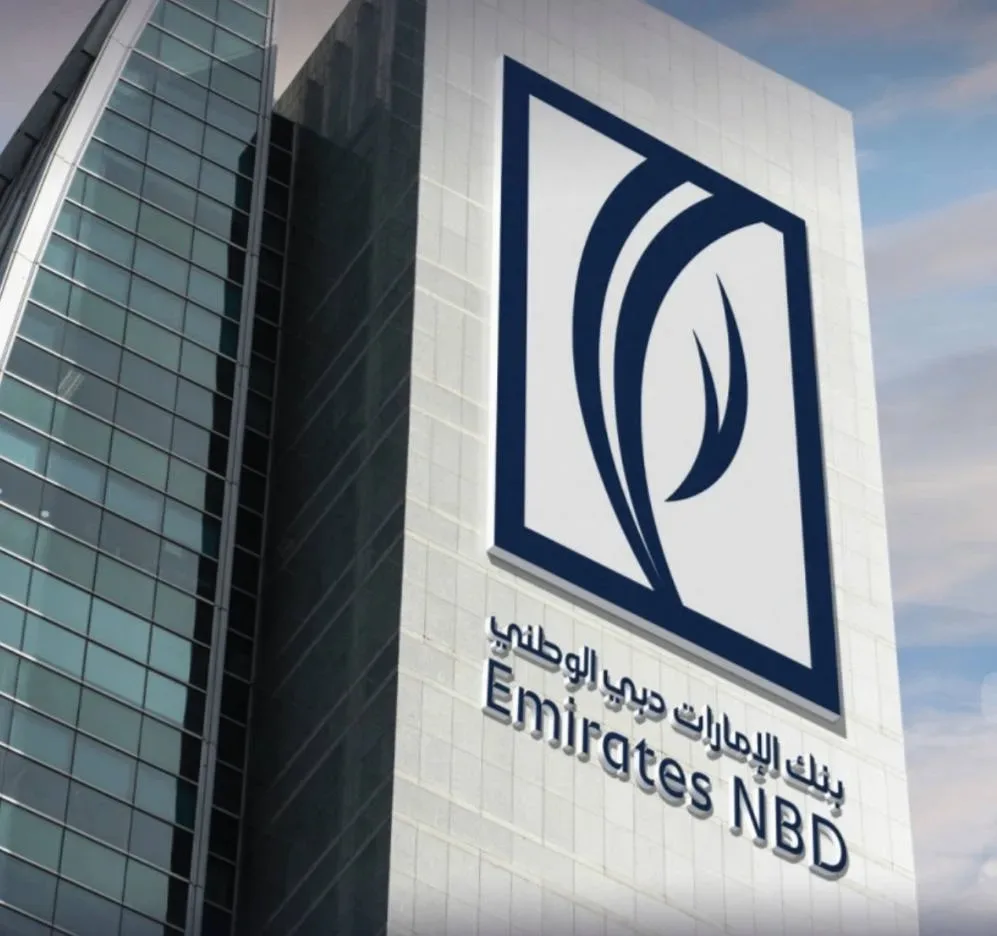 В ОАЭ банк Emirates NBD запустил пакет поддержки бизнеса.  Он включает временные послабления по коми