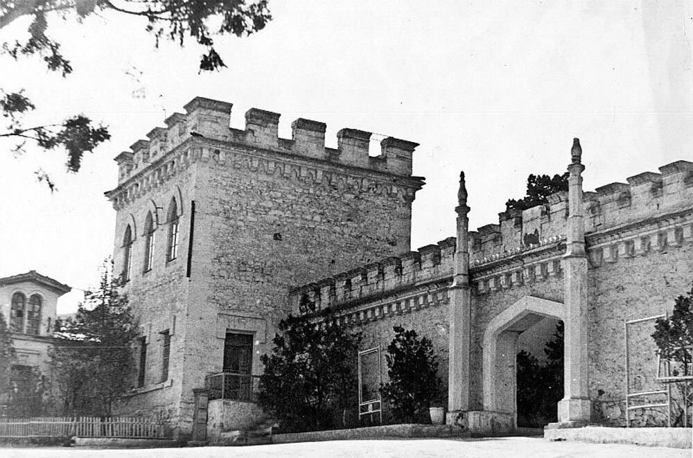 Бывшая усадьба князя Голицына в Новом Свете, 1940 год.