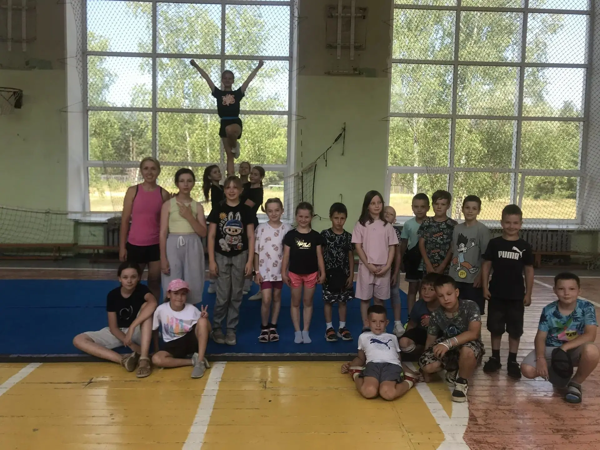 💥День лагерной смены "Алые паруса" - 9 июля традиционно начался с зажигательной зарядки. Сегодняшни
