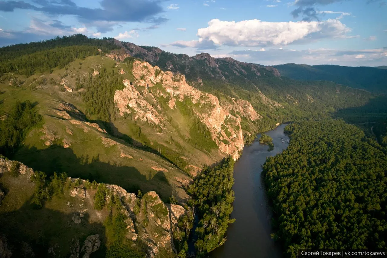 Тропа предков, хребет Тогыз-Аз, Хакасия

Фото: Сергей Токарев