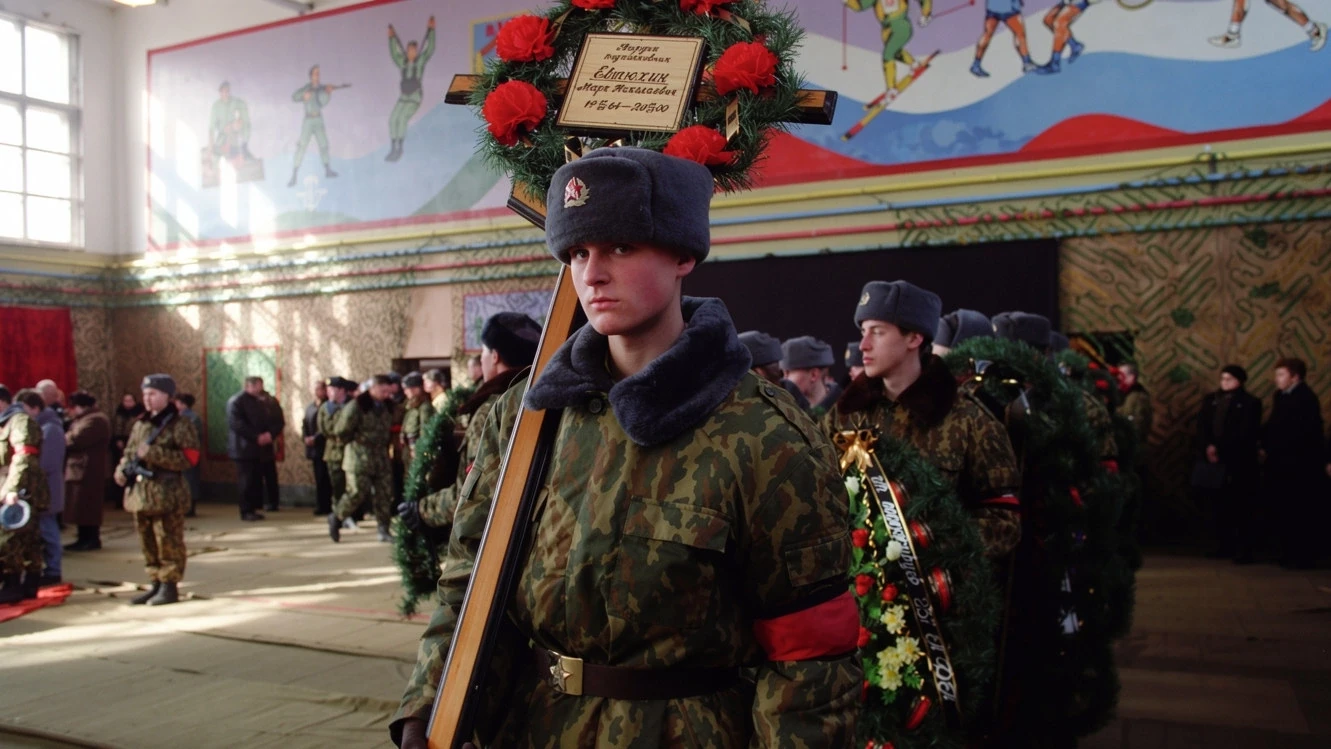 КРЕСТ МАРКА ЕВТЮХИНА. Крест командира, который остался со своими людьми до конца. Гвардии подполковн