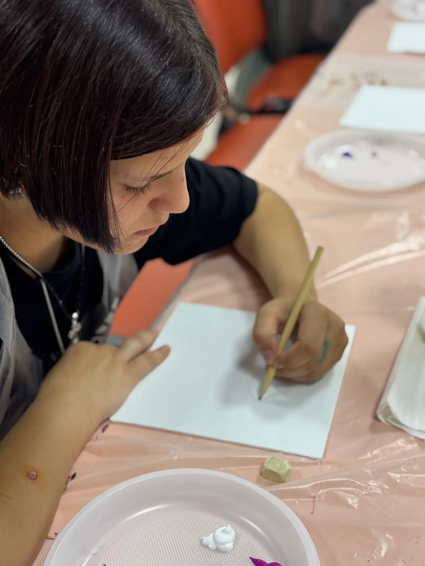 🎨✨ Вчера у нас в гостях побывала «Студия живописи», подарив нашим детям настоящий праздник творчест