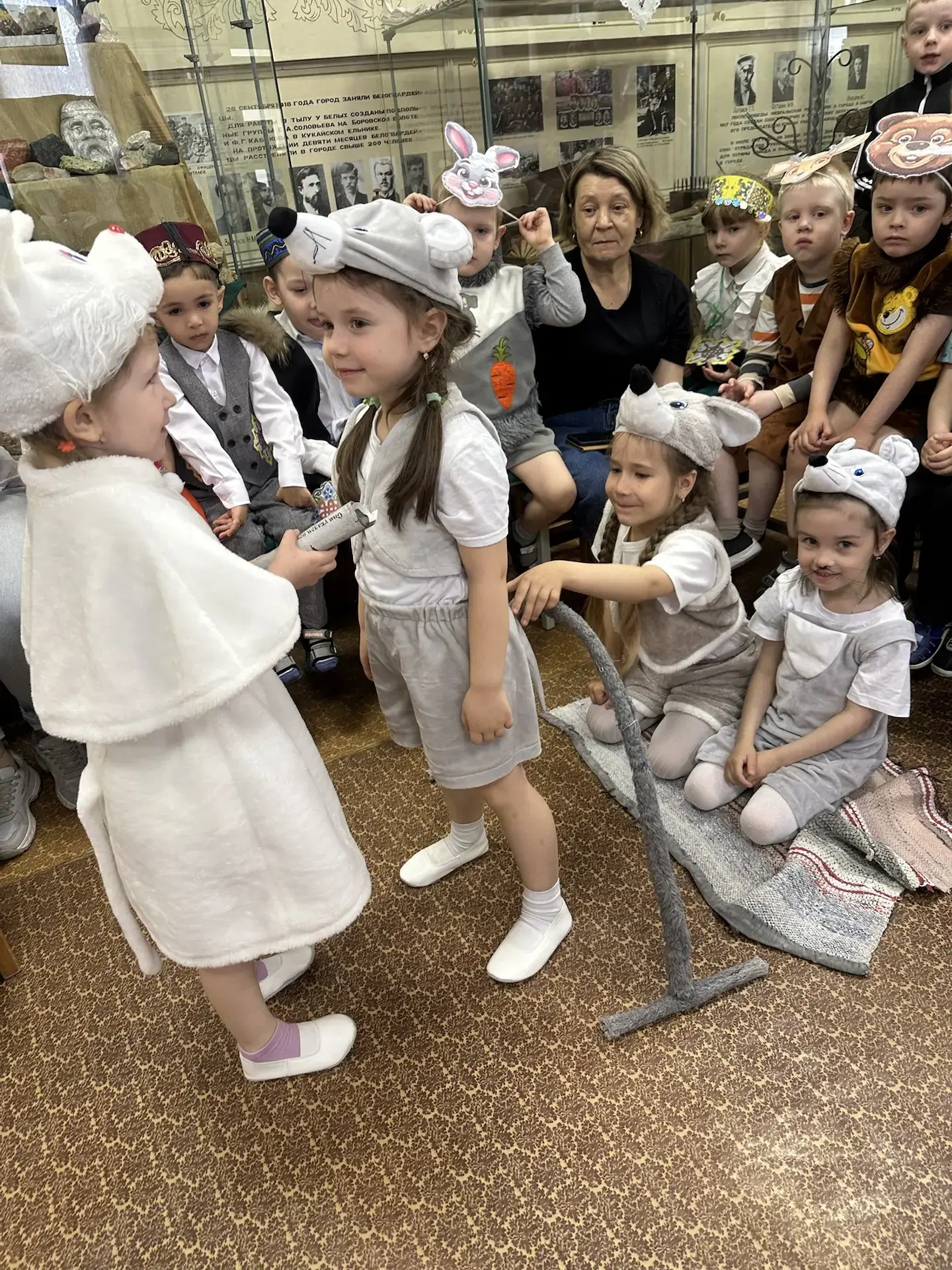 Разных народов большая семья -