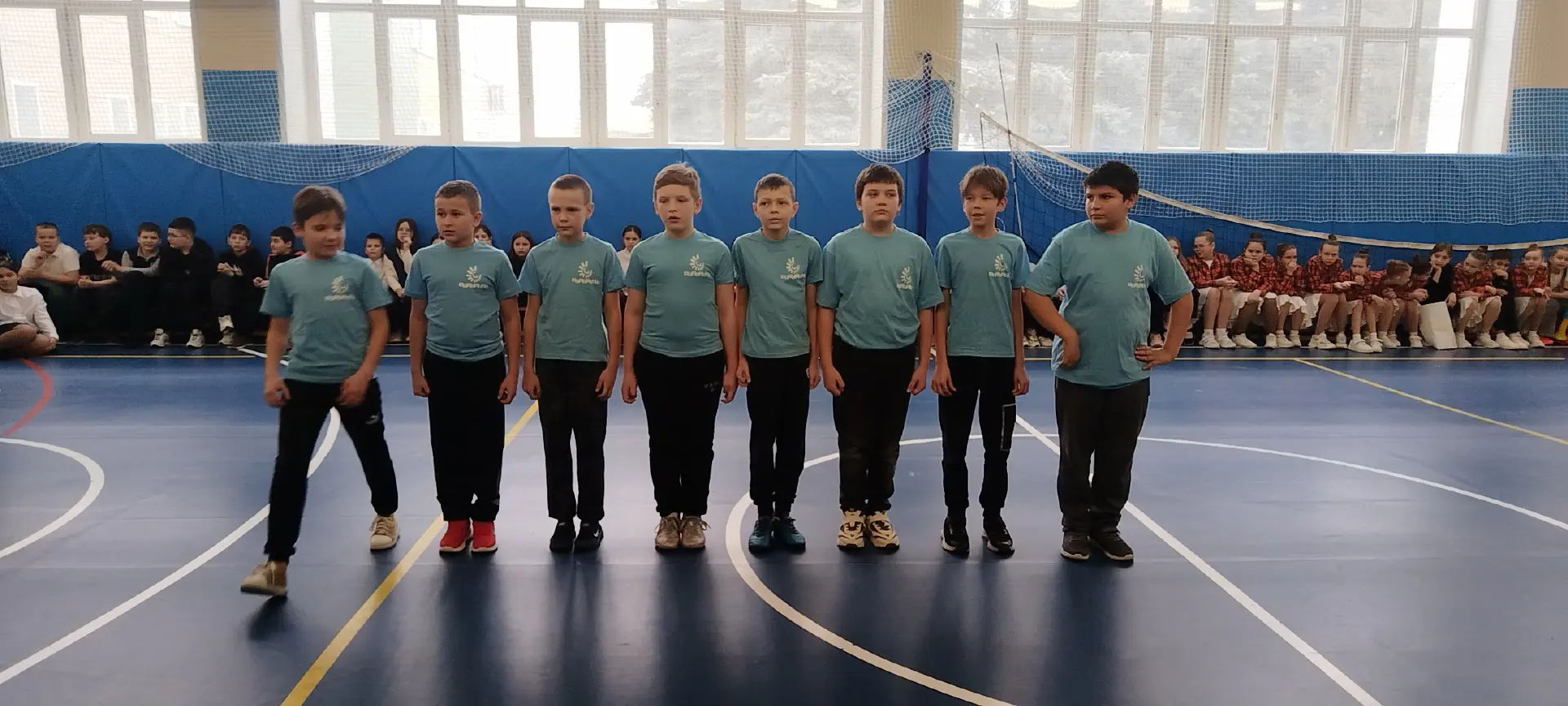 🏆 Орлята России в деле! «Сто затей для всех друзей» на ура! 🤸‍♂️  Сегодня у наших четвероклассников 