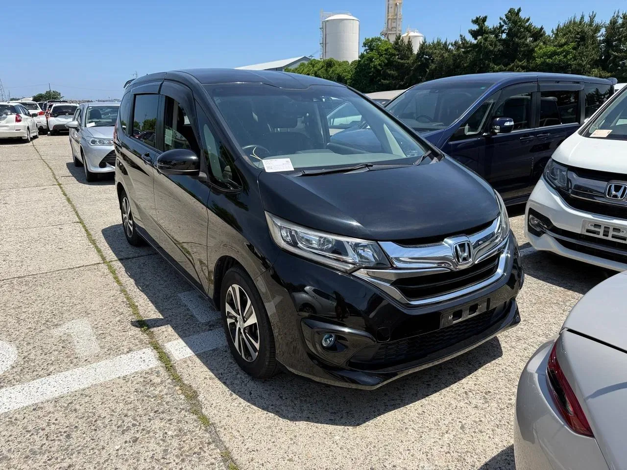 ⚓ В порту
⏳ Время поиска: 8 дней 
🚘 HONDA FREED (GB5)
⏺ Год: 2016
⏺ Пробег: 72 000 км
⏺ Оценка: 4 (