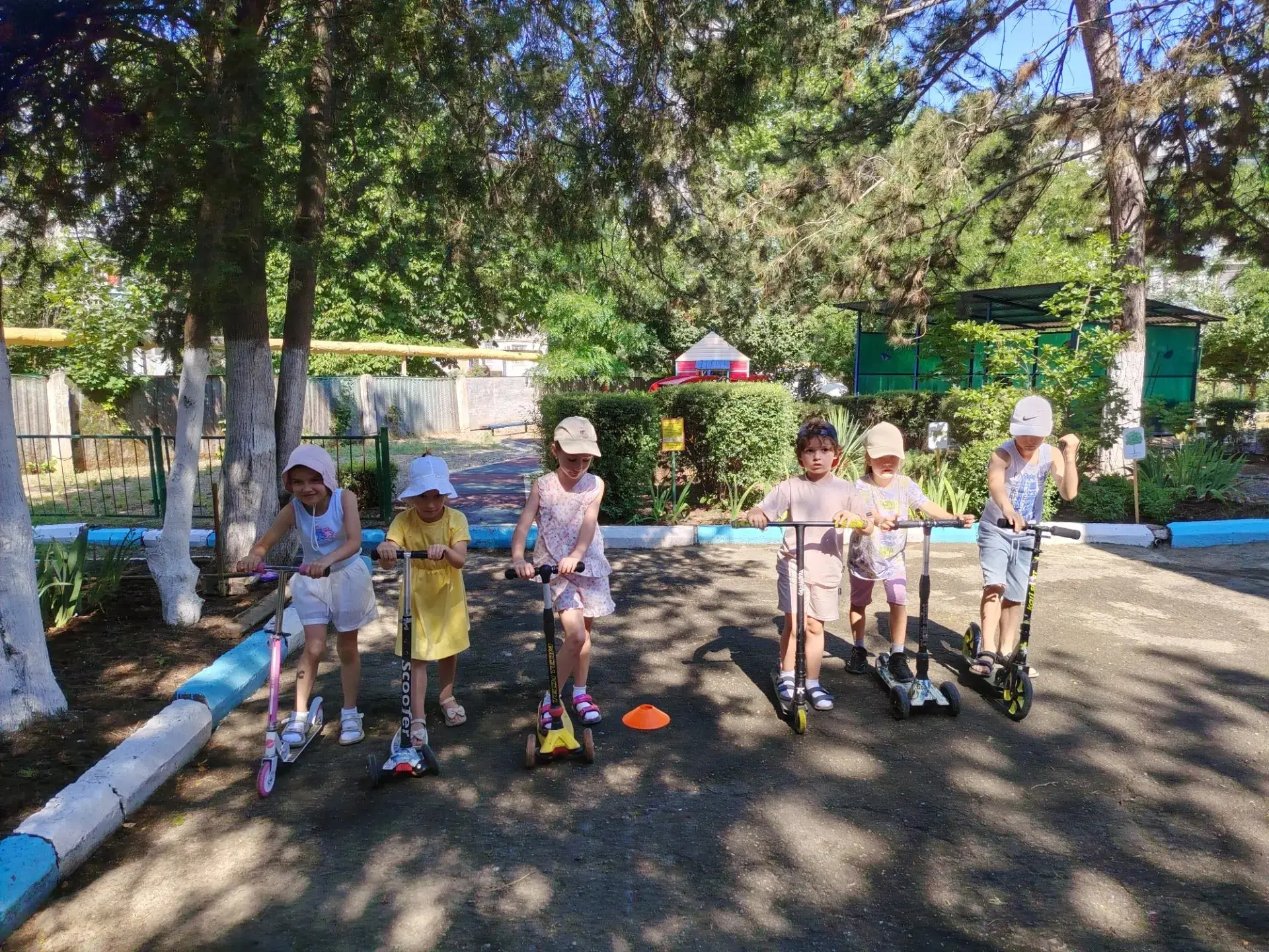 🛴В нашем дошкольном образовательном учреждении в честь Дня ГИБДД МВД России был организован и прове