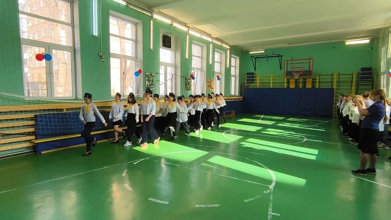 ⭐ Смотр строя и песни  📍 Ленинский проспект, 43А  ⚡ В нашей школе прошёл традиционный смотр строя и 