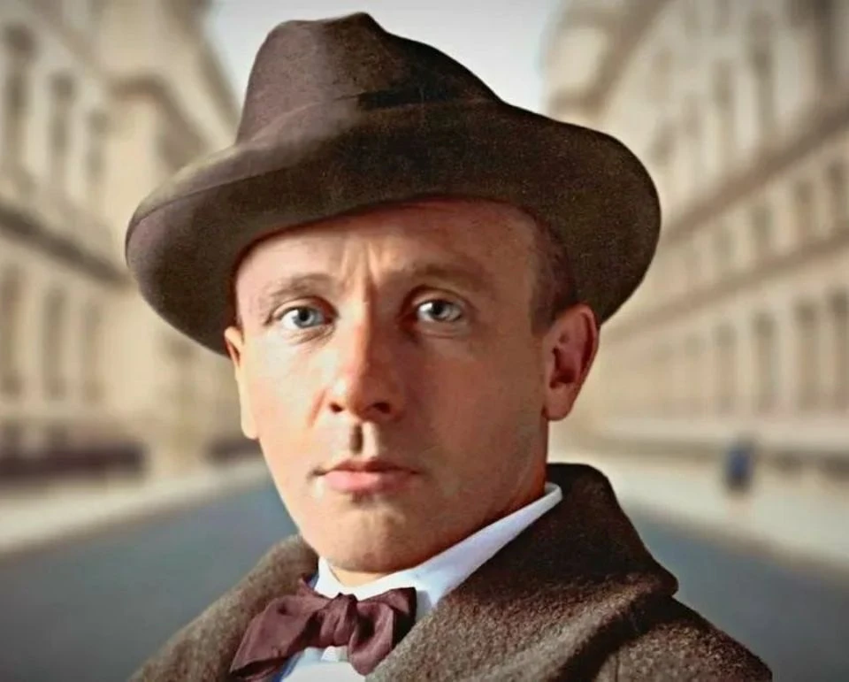 — Михаил Булгаков (1891-1940)
Русский писатель советского
периода, драматург, 
театральный режиссёр 