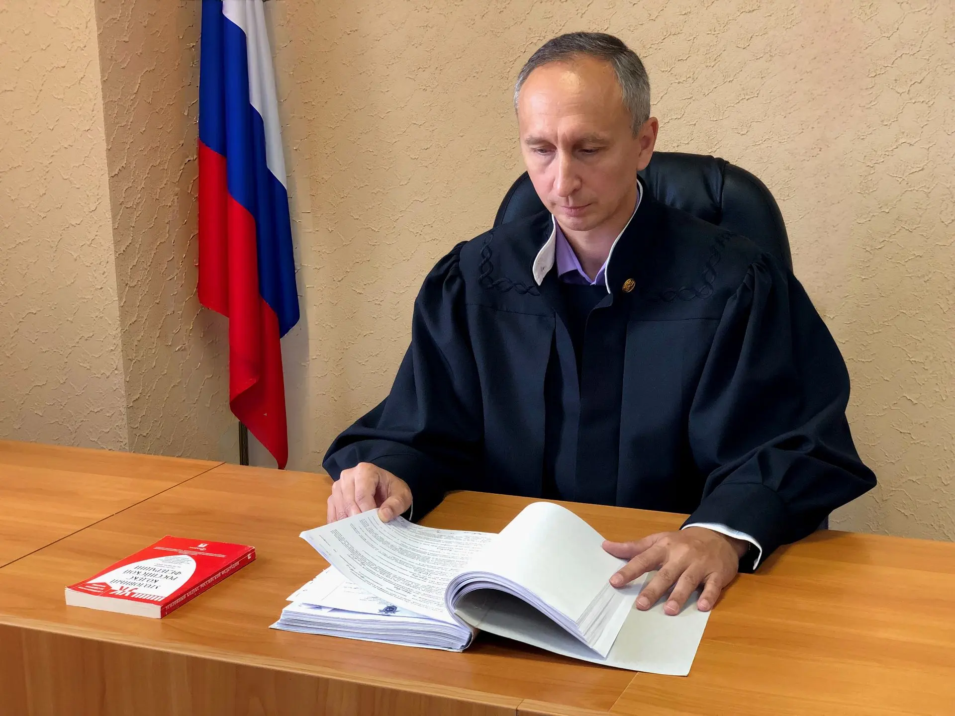 Благодарненским районным судом продавец одного из сетевых магазинов признана виновной в...