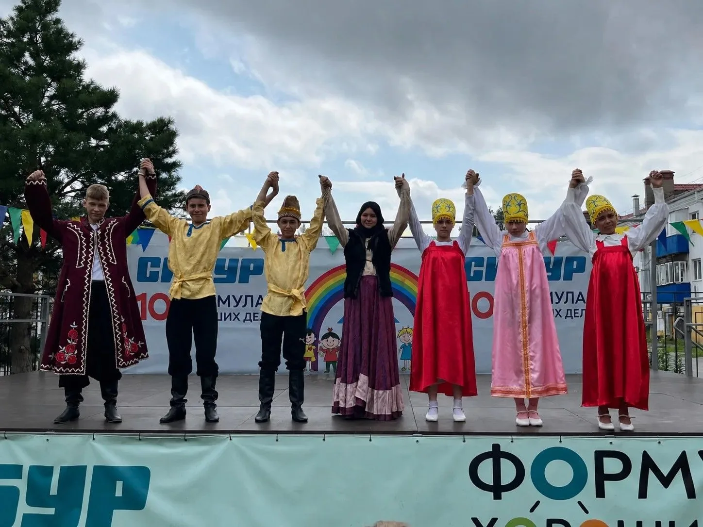 🎭✨ Творческие успехи проекта «Сцена детских надежд»!

В рамках программы социальных инвестиций комп