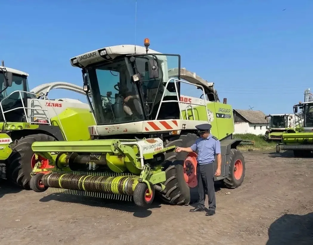 🚜 В Кузбассе стартовала заготовка кормов!

Сотрудники Управления гостехнадзора Кузбасса работают в 