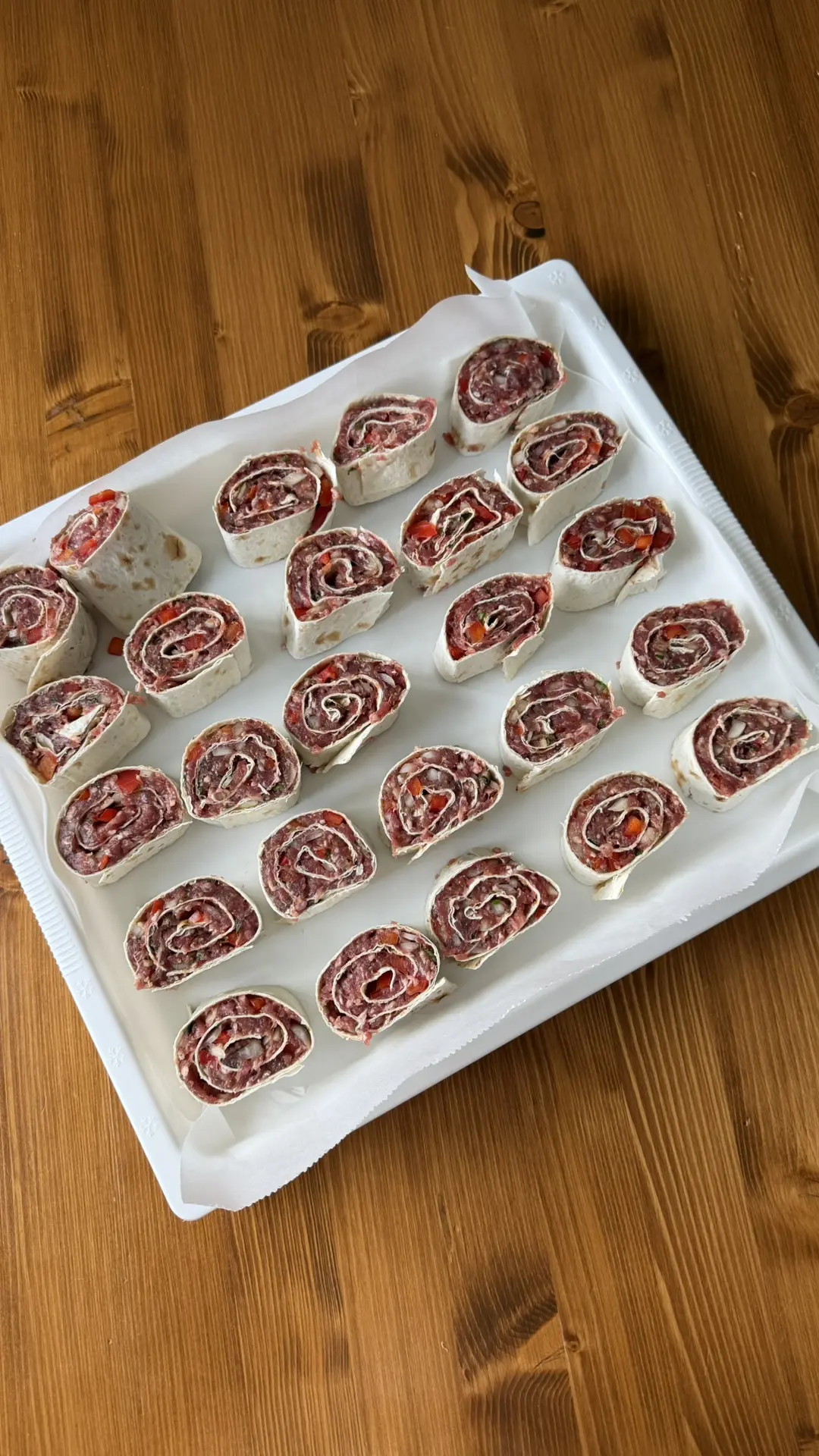 1️⃣ МЯСНЫЕ РУЛЕТИКИ В ЛАВАШЕ