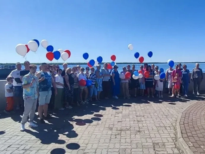 День России🇷🇺

Сегодня, 12 июня, на Красной пристани прошел праздник, посвященный главному дню наш