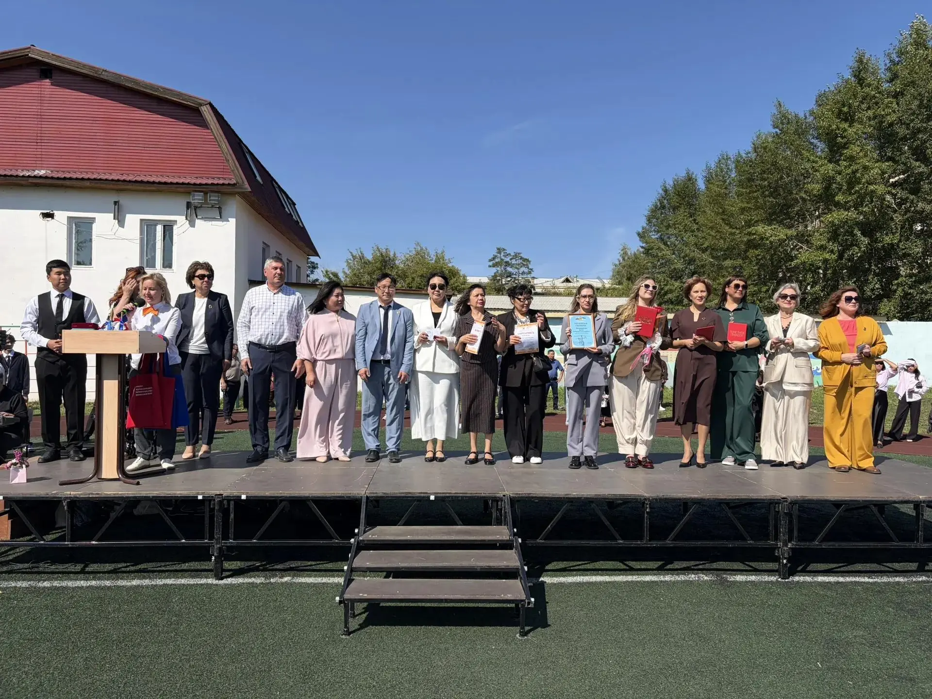 Дорогие гимназисты, родители и педагоги! 🎉