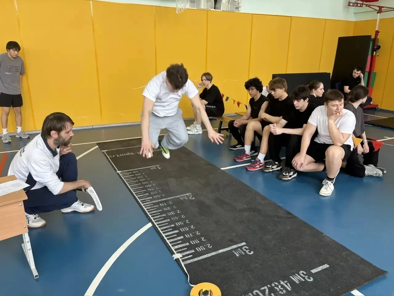 🏐 И СНОВА ПОБЕДА! 10-е КЛАССЫ — В ПРИЗЁРАХ!  Ещё одна отличная новость. Команда 10-х классов достойн