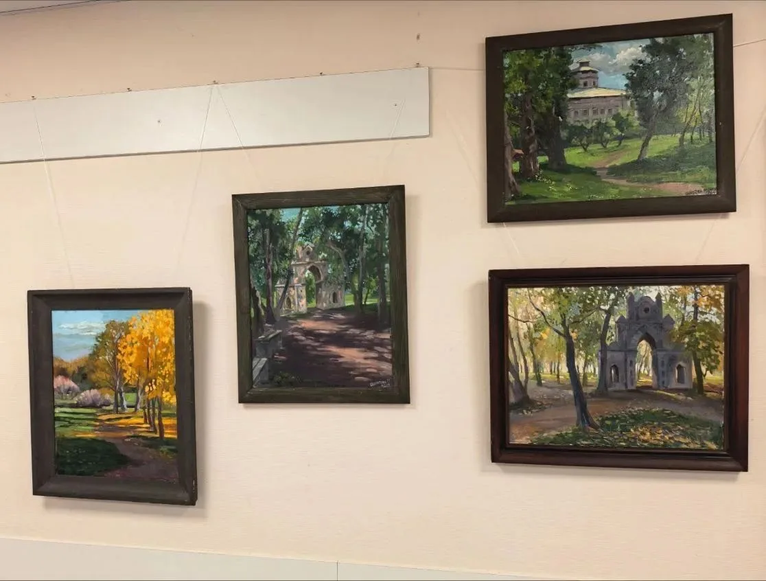 🎨 В стенах нашего Дома культуры открылась выставка картин талантливой художницы-живопи...