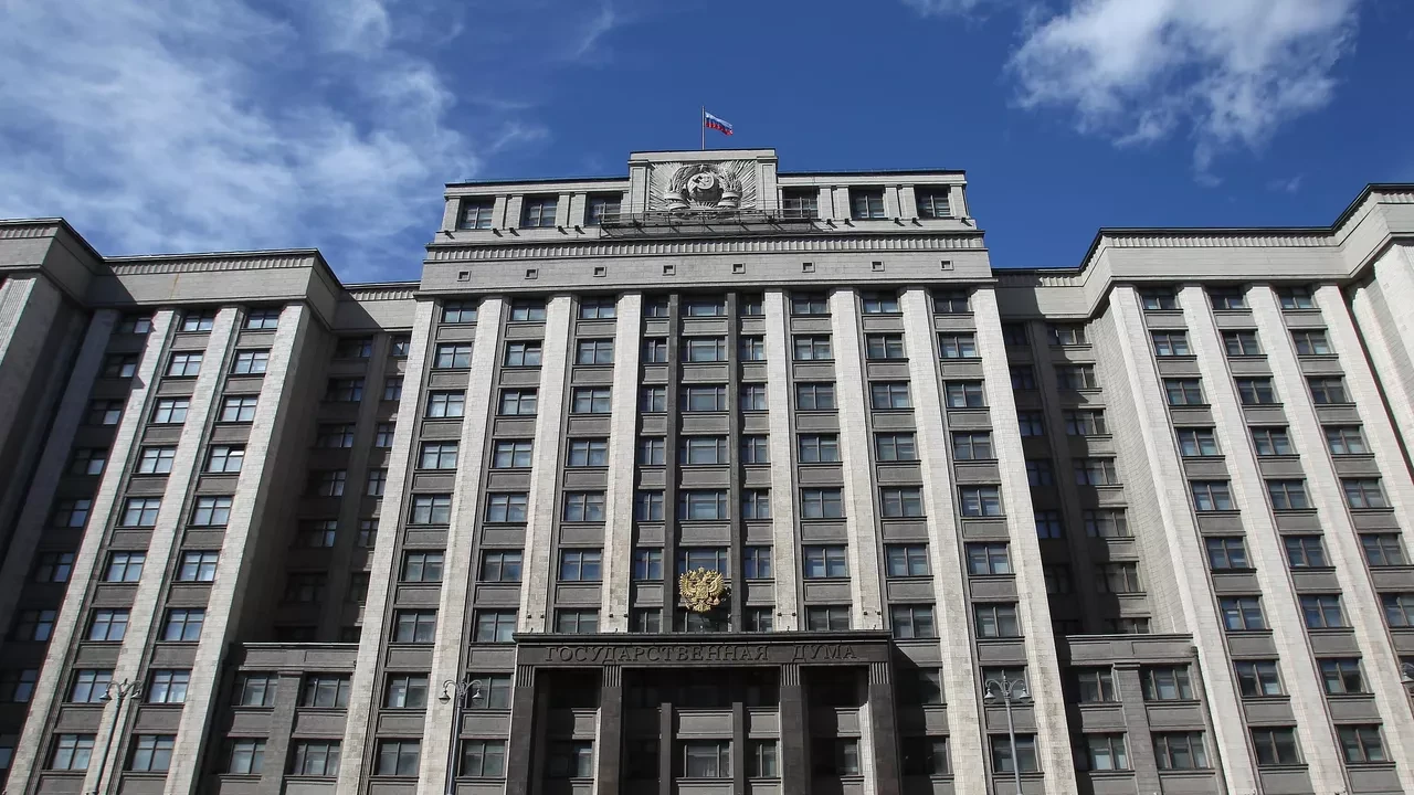 ГОСДУМА | В ГОСДУМЕ ПРЕДЛОЖИЛИ РАСШИРИТЬ ПРОГРАММУ СОЦКОНТРАКТА НА ВЫПУСКНИКОВ ВУЗОВ

Депутаты Госду