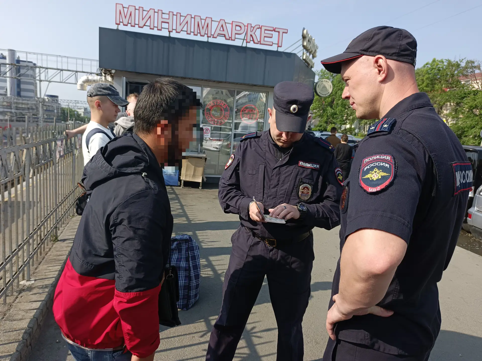 Во Владивостоке транспортные полицейские подвели итоги первого этапа оперативно-профилактической опе