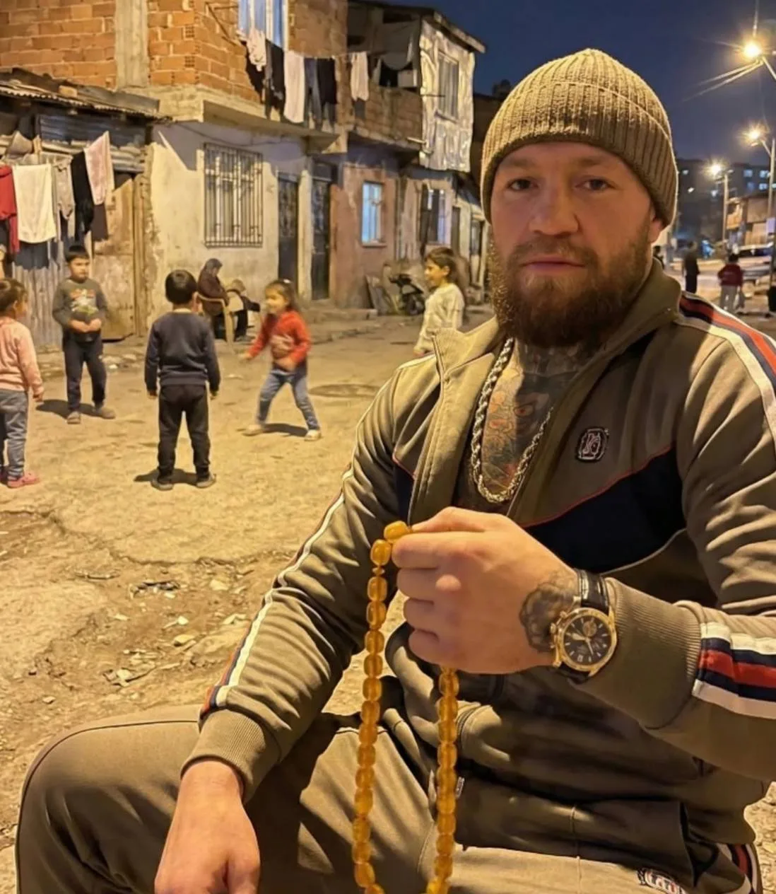 👀☘️Менеджер Макгрегора: «Конор останется активным после боя с Холлоуэем»  В интервью mma junkie Оди 