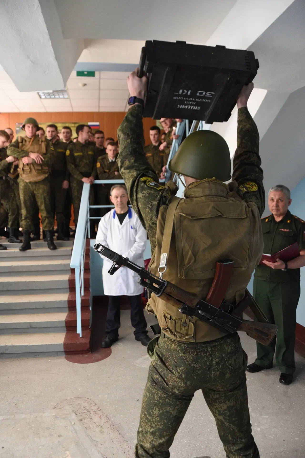 👀 Лучший взвод найден!   В военном учебном центре АлтГТУ завершились традиционные ежегодные соревнов