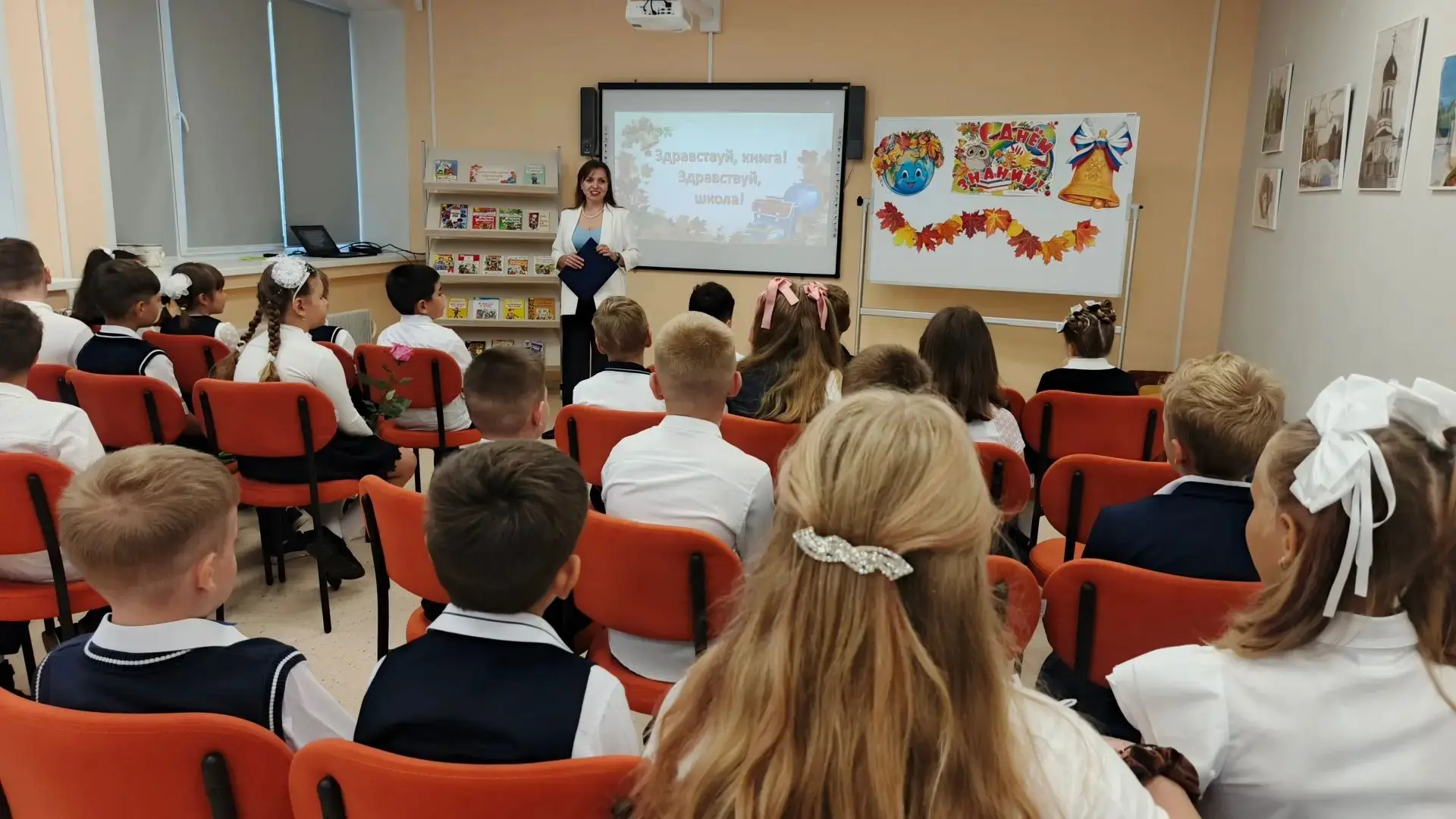 Чему чат в школе? 📚✨