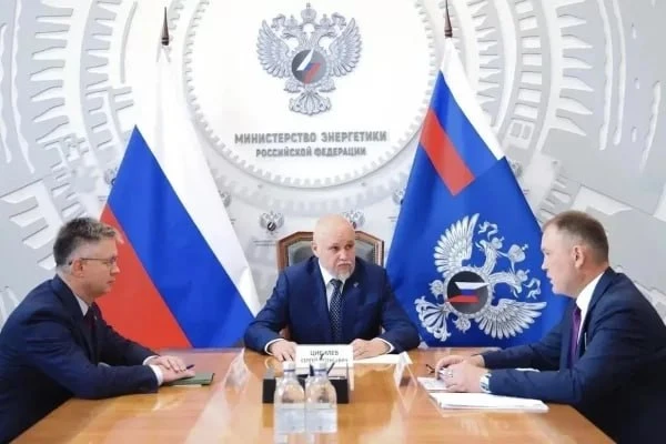 Глава Минэнерго России Сергей Цивилёв пообещал кузбасским промышленные предприятиям доп...