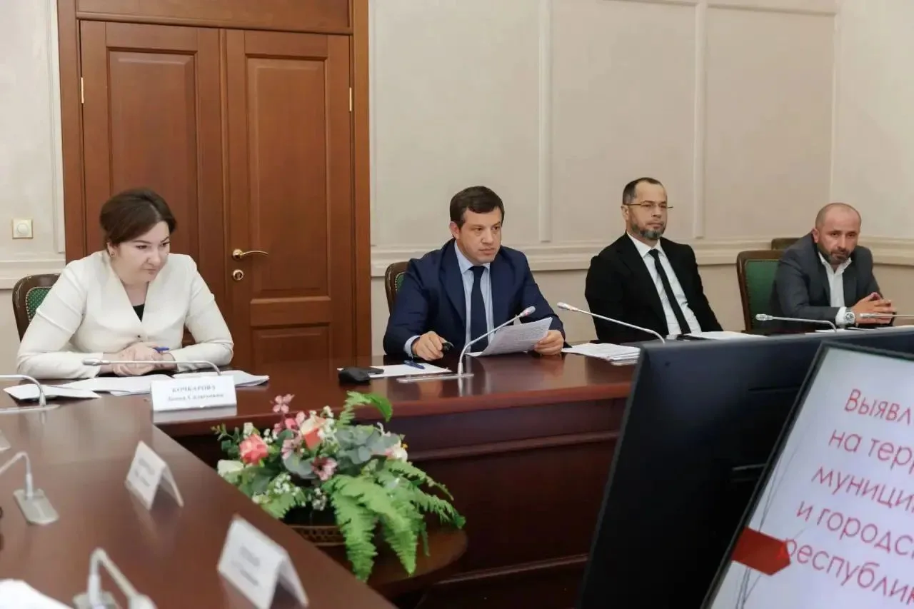 Сегодня вместе с коллегами в режиме вкс приняла участие в совещании по вопросу ликвидац...
