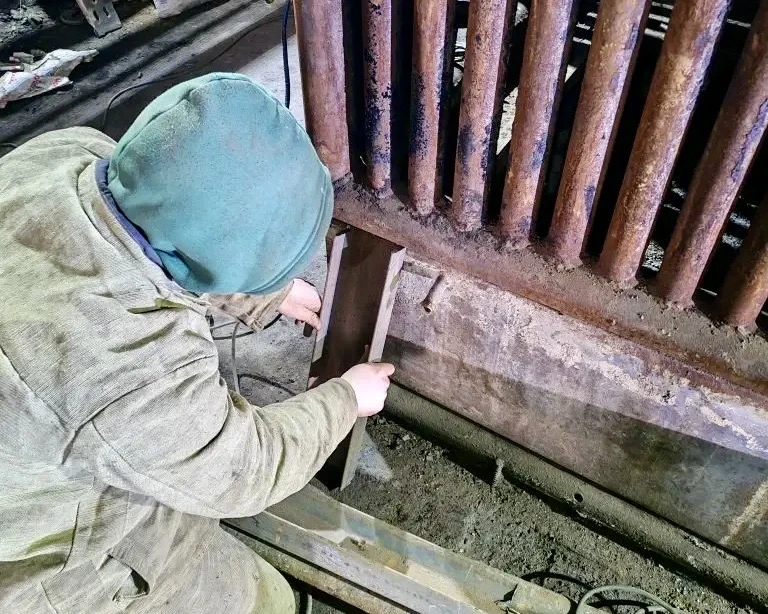 🔧 В Спасском филиале Примтеплоэнерго приступили к ремонту оборудования  Несмотря на продолжение  ото