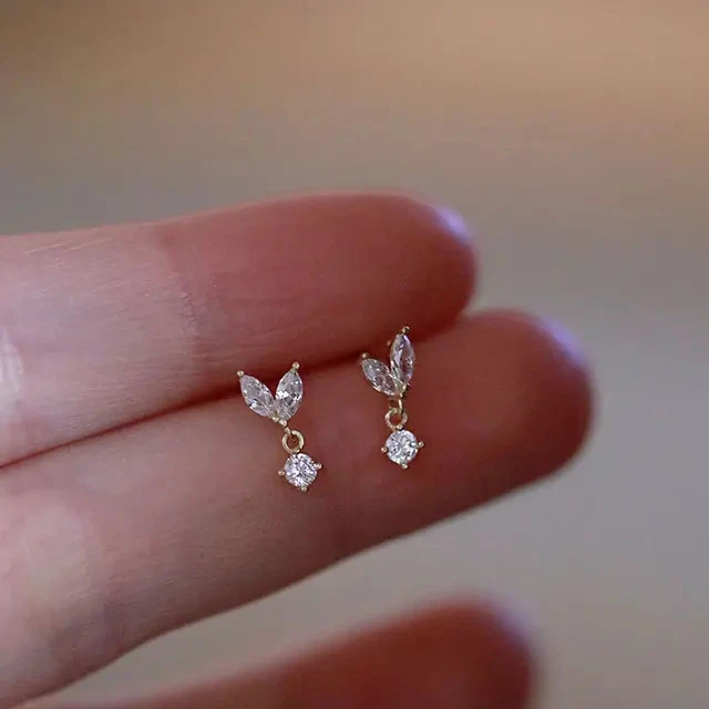 Изысканные серьги-гвоздики из стерлингового серебра 925 пробы с цирконами и каплями вод...