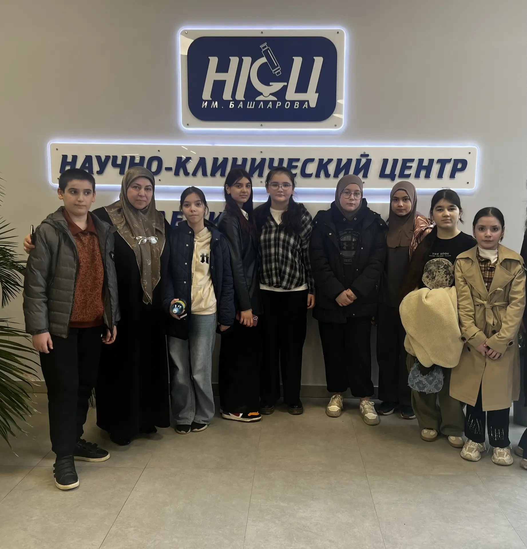 Сегодня учащиеся 6‑го класса посетили мастер‑класс «Оказание первой медицинской помощи» в ЧПОУ «Меди